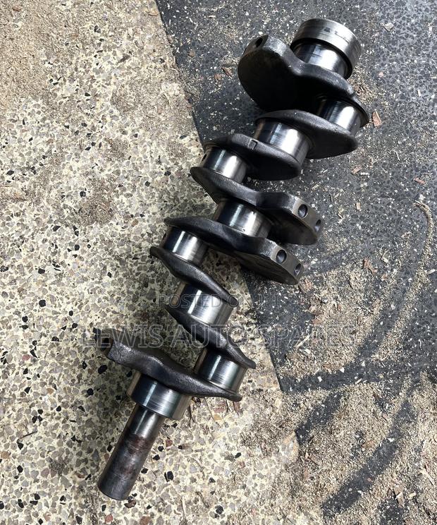 4D56 Pajero L200 Crunkshaft - main view