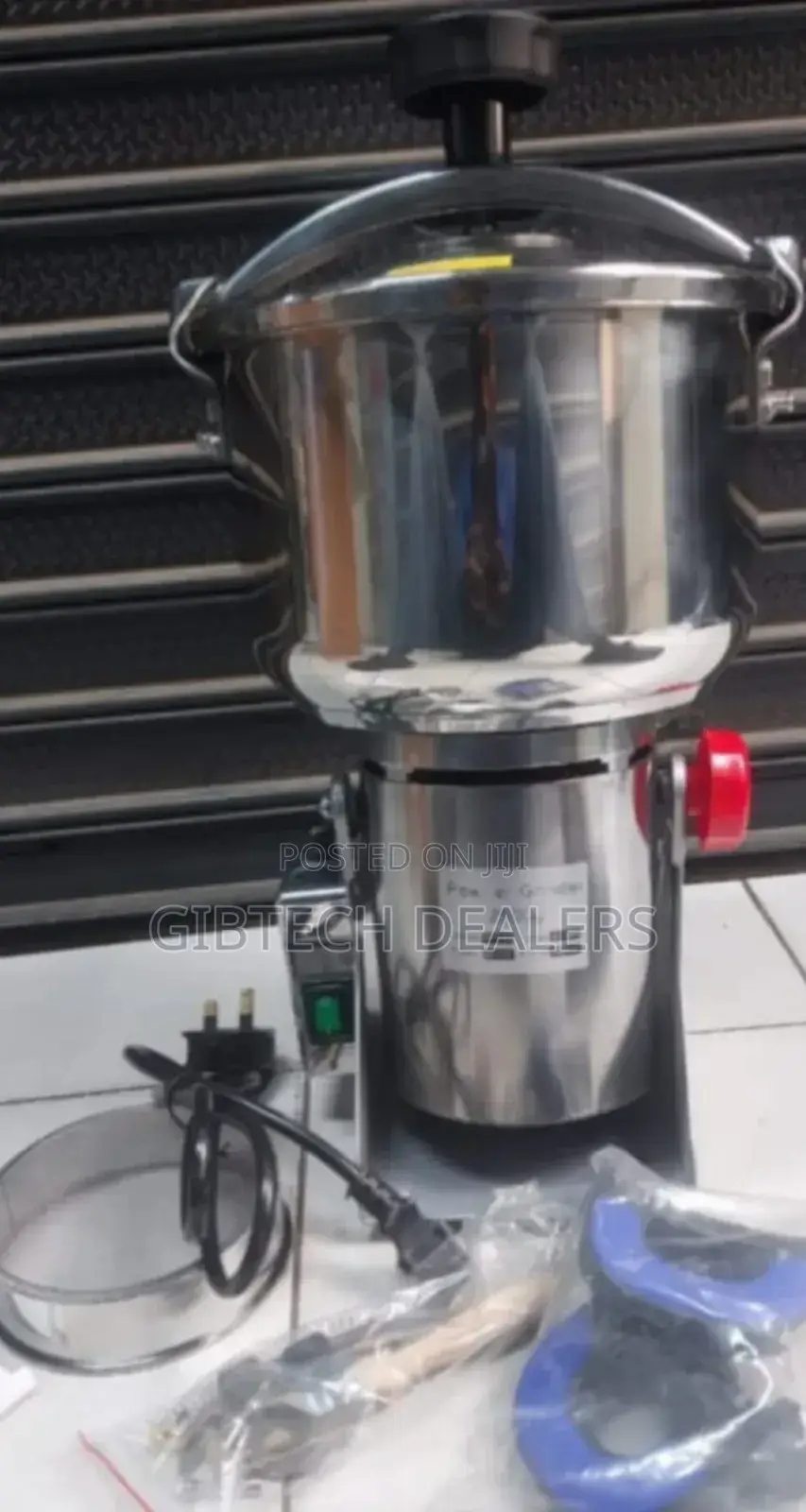 200 Grams Electric Cereal Grinder
