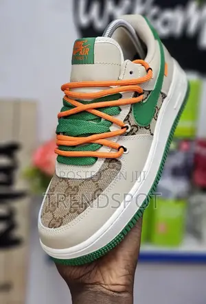Af1 Custom
40___45
 at 3200
1st Leather
Now on Offer