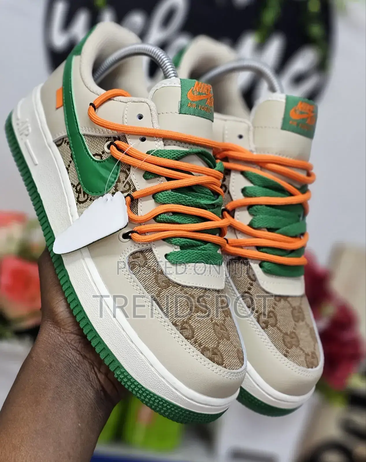 Af1 Custom
40___45
 at 3200
1st Leather
Now on Offer