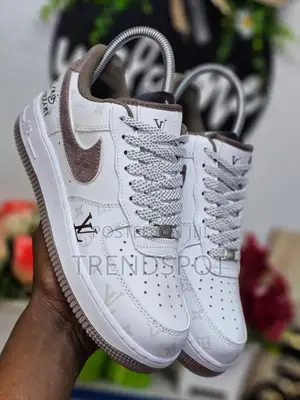 Af1 Custom
40___45
 at 3200
1st Leather
Now on Offer