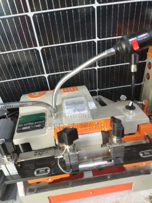 New Key Cutting Machine/ Electric Key Cutter