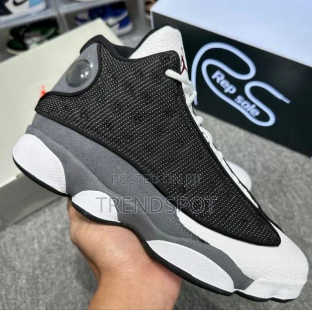 Jordan 13 Black White Sizes 40-45 - main view