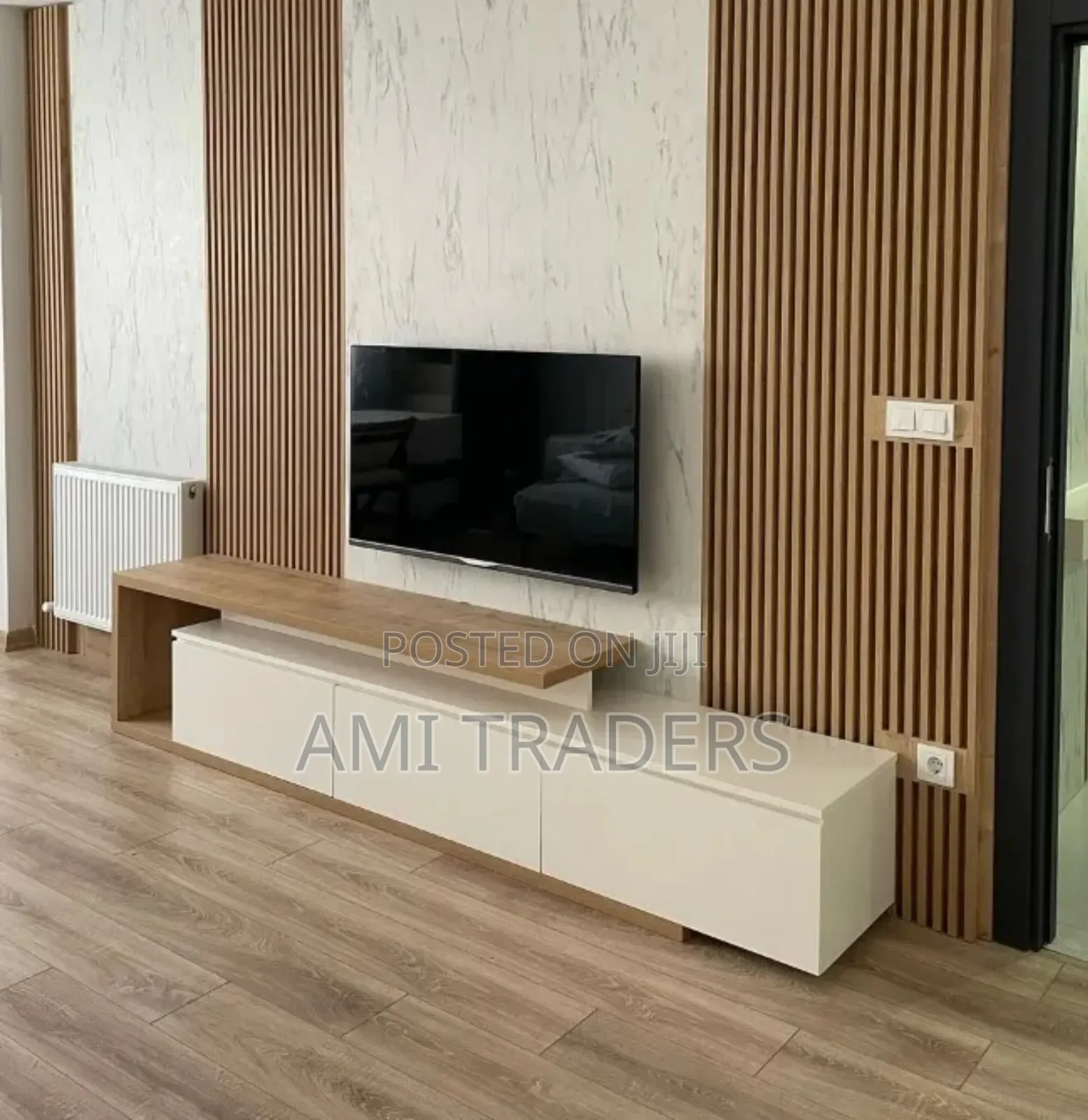 Luxury Tv Stand With Natural Top (6ft)