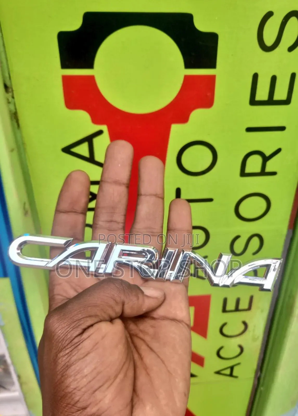 CARINA Lettering Badge
