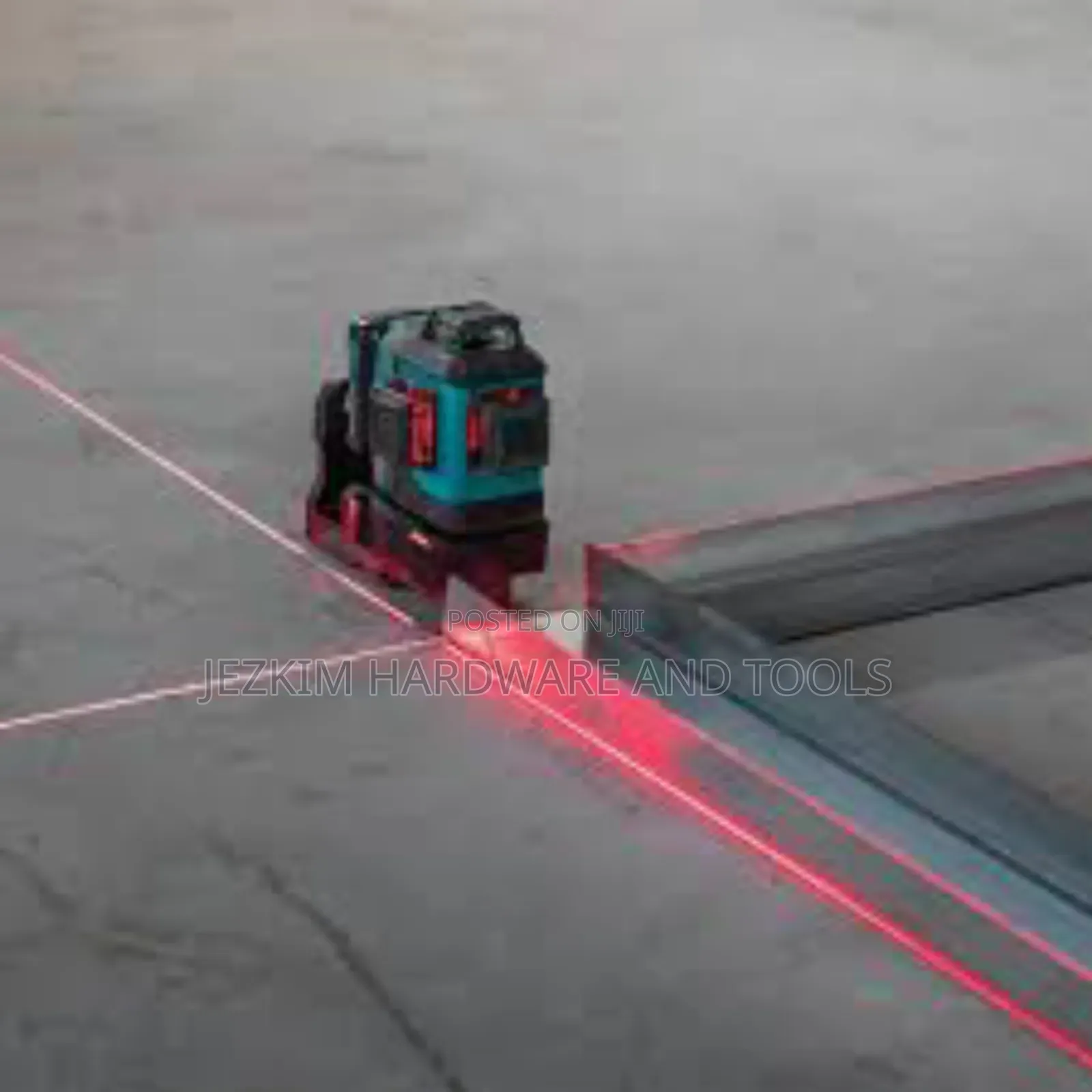 Laser Level With Trippled Stand