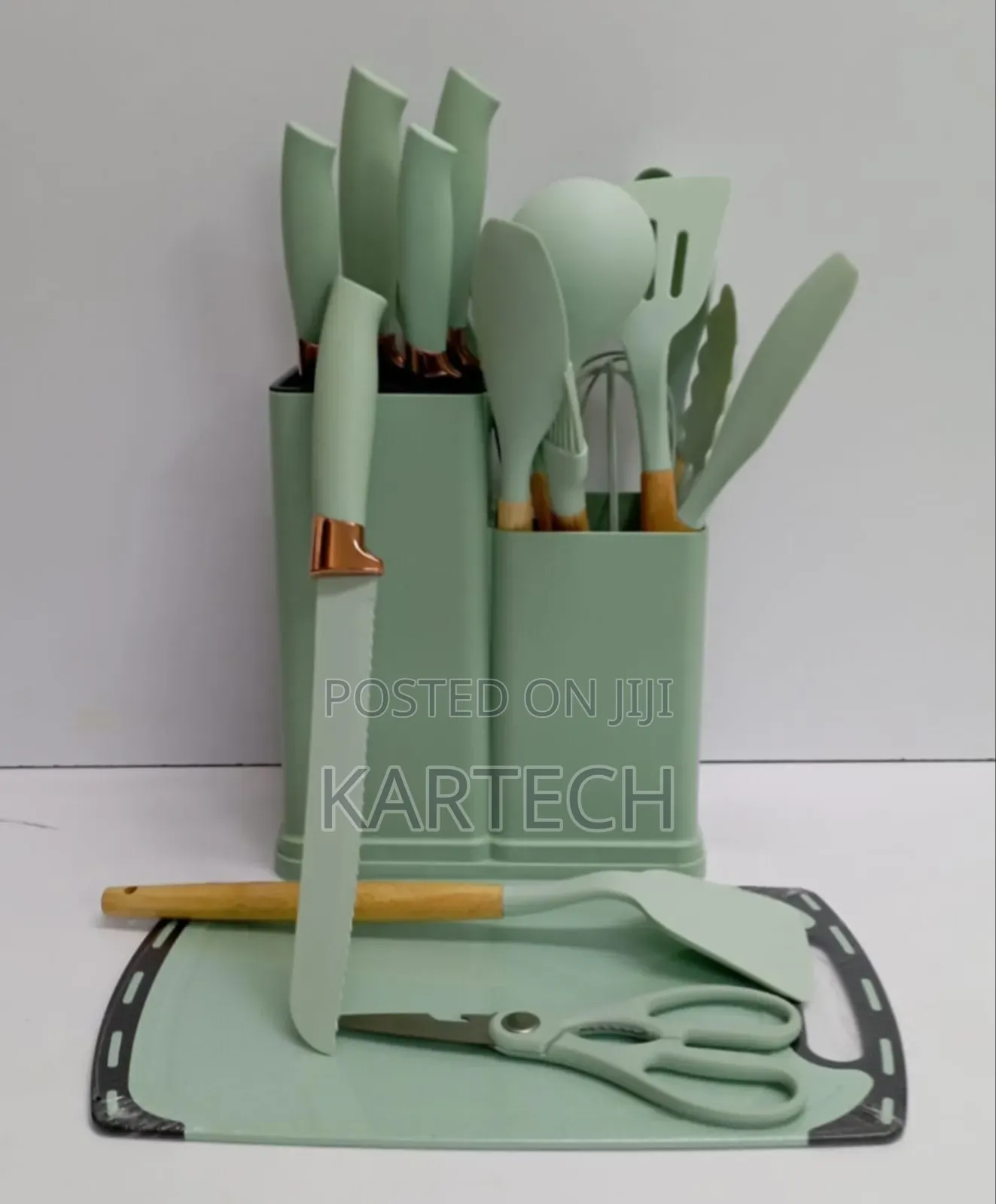 Silicon Spoons Set -19 PCS With a Chopping Board