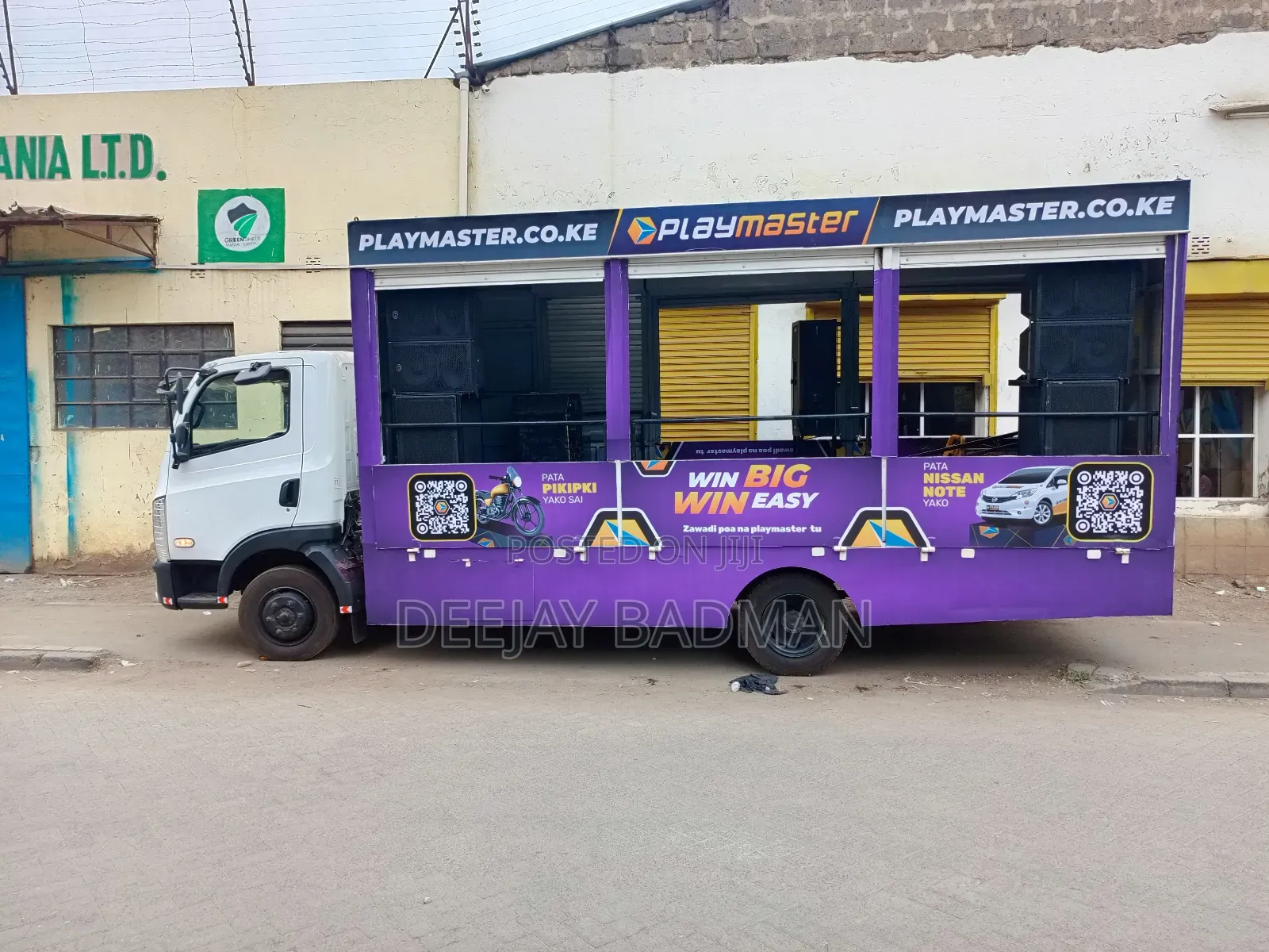 Roadshow Trucks for Hire