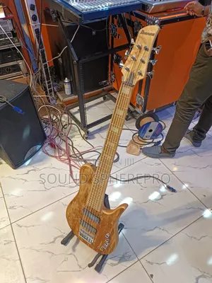 6 String Active Bass Guitar