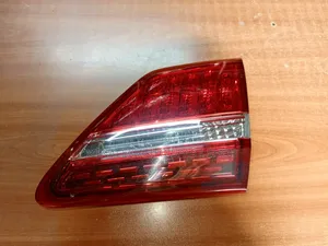 Toyota Crown 2008 Rhs Bootlight