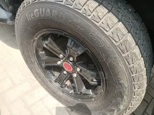 Toyota Hilux 2019 Black