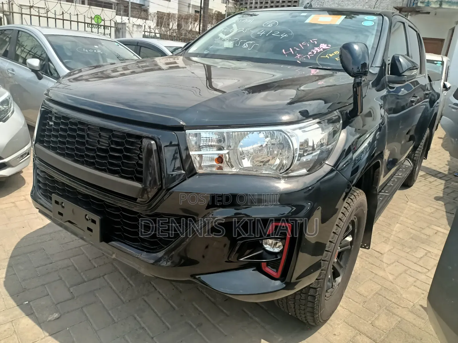 Toyota Hilux 2019 Black