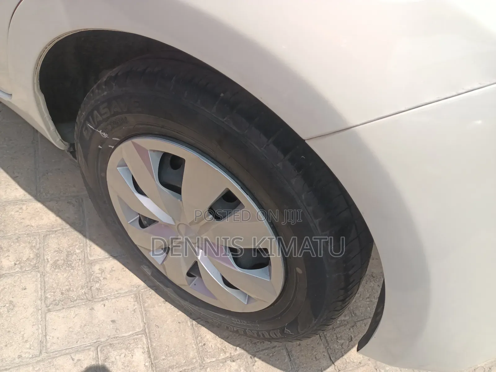 Toyota Vitz 2018 White