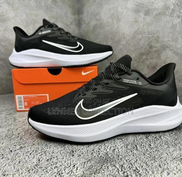 Nike Zoom Sneakers - thumbnail 4