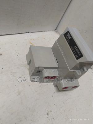 Double Cut Out 100a - thumbnail 2