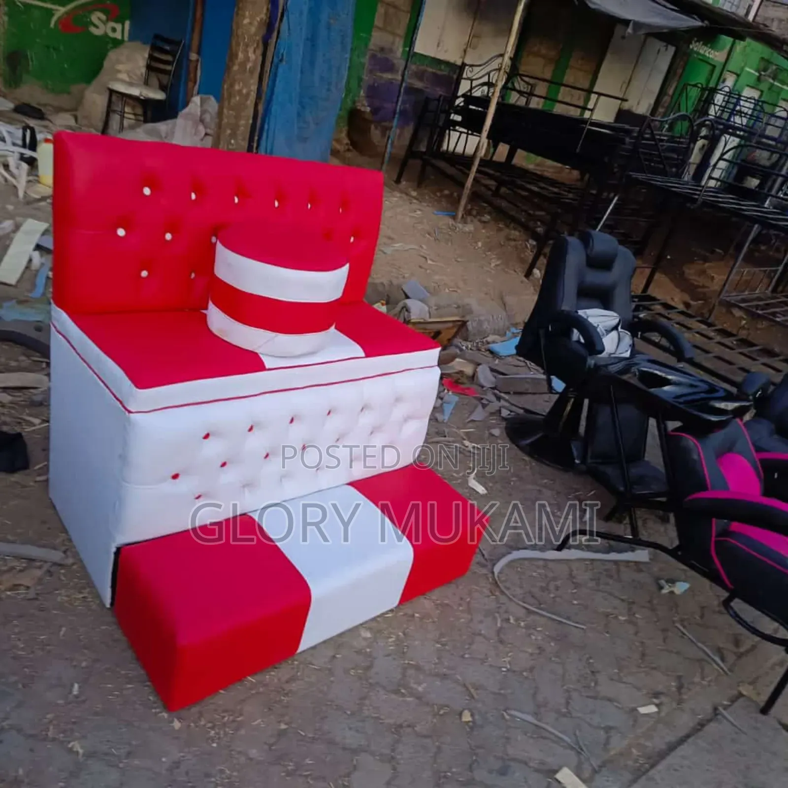 Quality Brand New Manicure Couch
