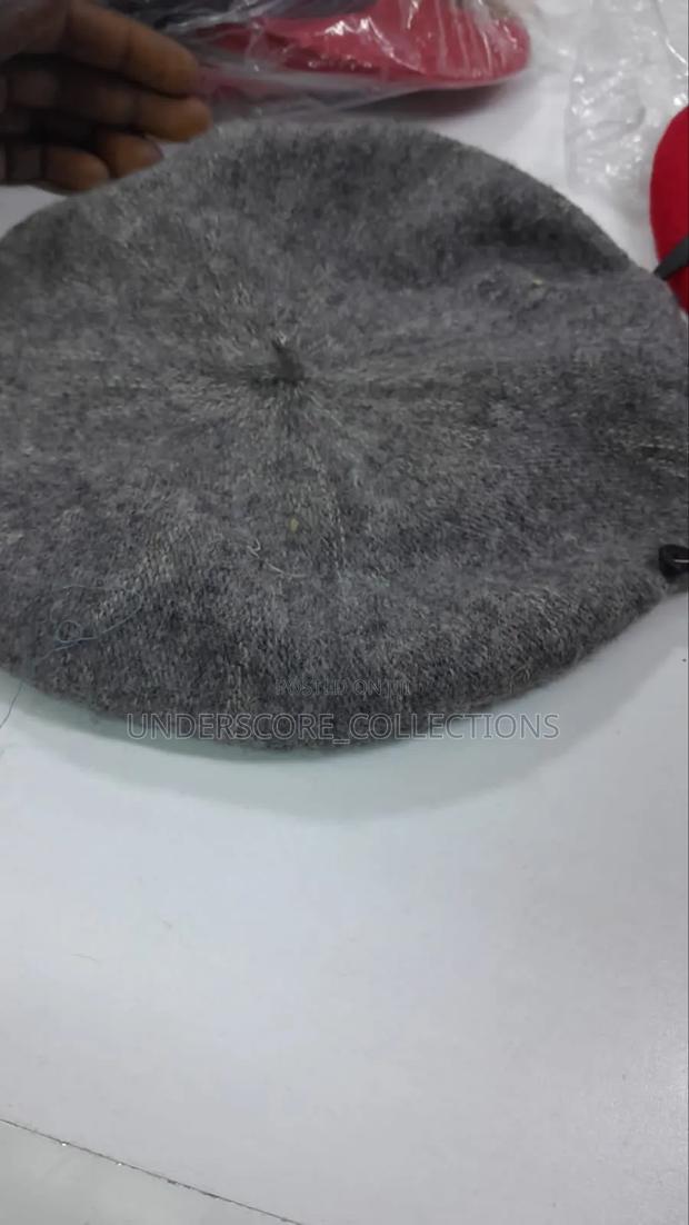 Unisex Barret's in Different Colours - thumbnail 2