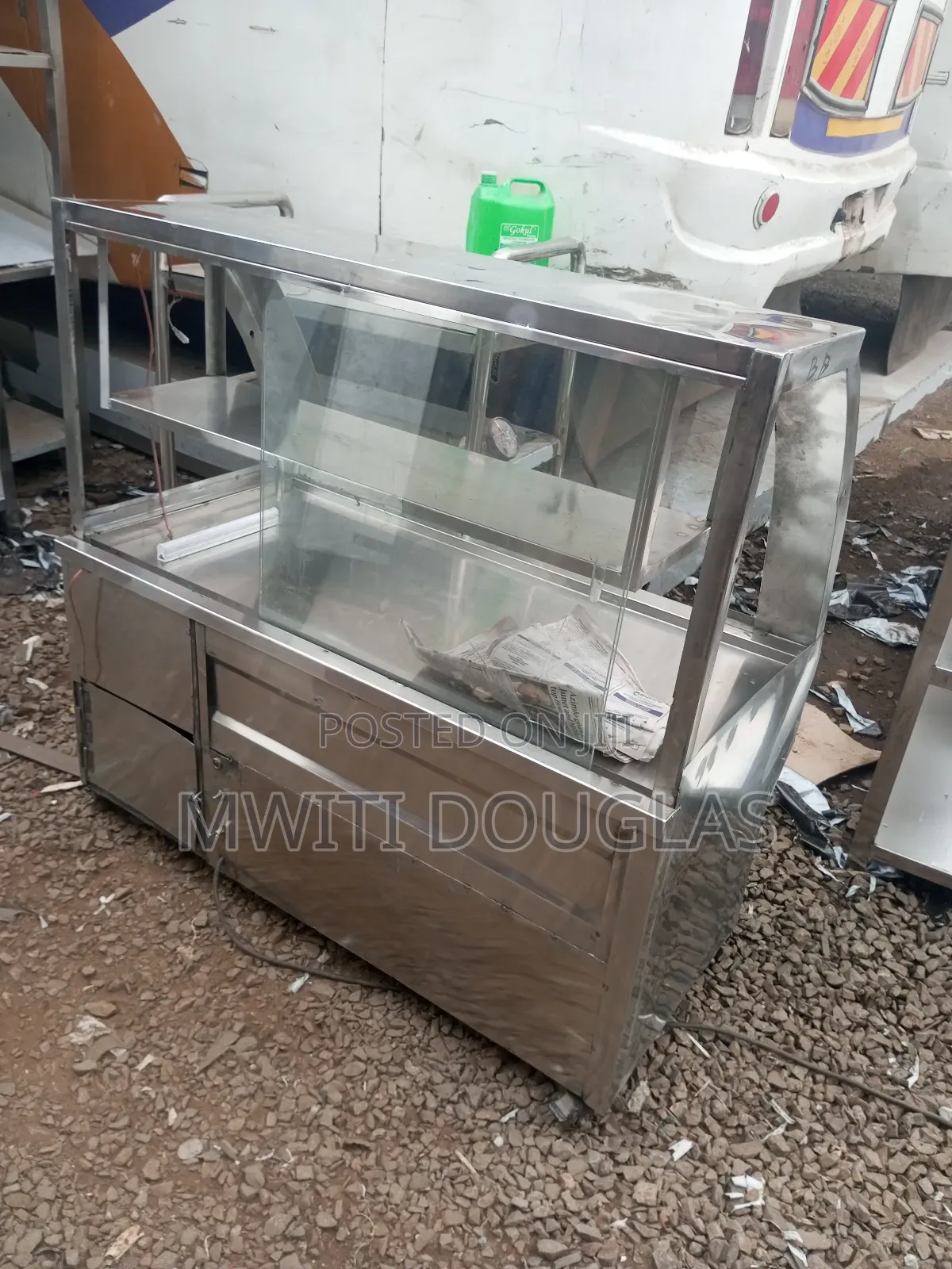 Prominent Pure Stainless Meat Chiller