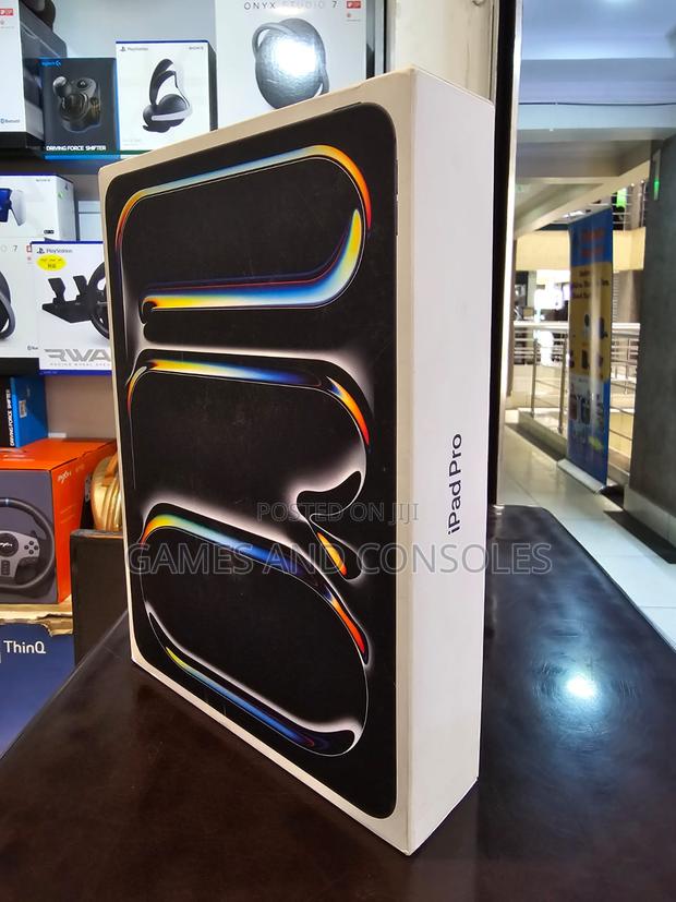 New Apple iPad Pro 13 (2024) 256 GB - thumbnail 3