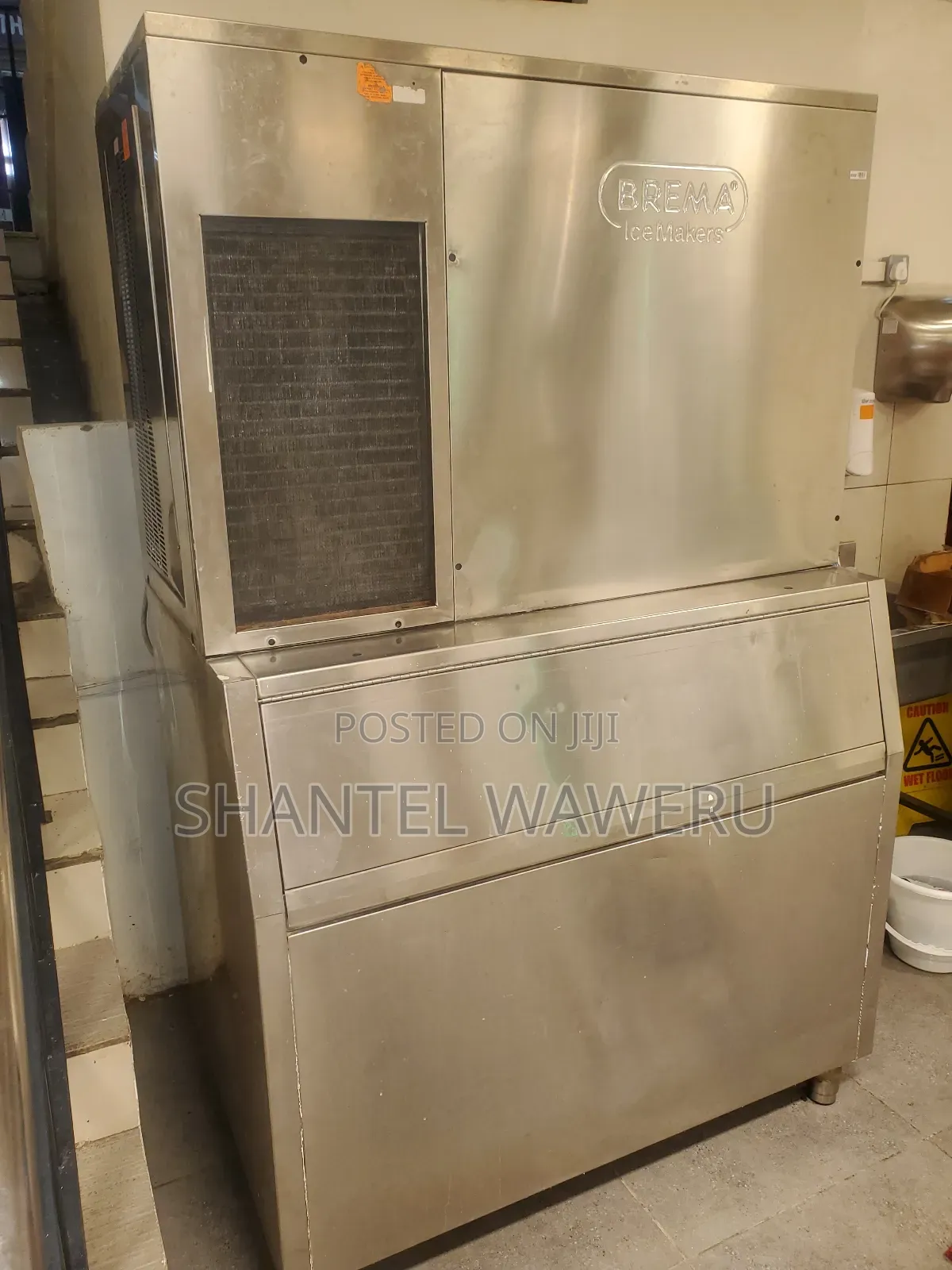Commercial Ice Maker
