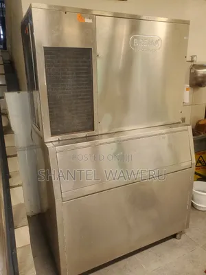 Commercial Ice Maker