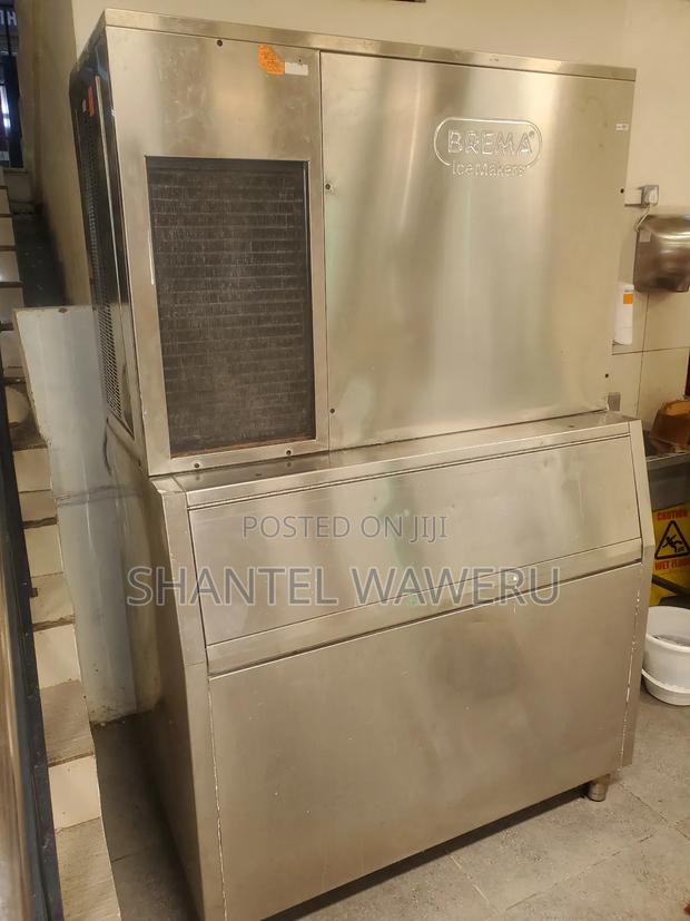 Commercial Ice Maker