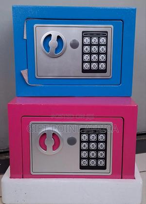 Metallic Safe With Combination Password And Keys - main view