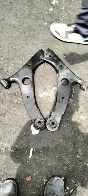 Toyota Rav 4 Control Arm