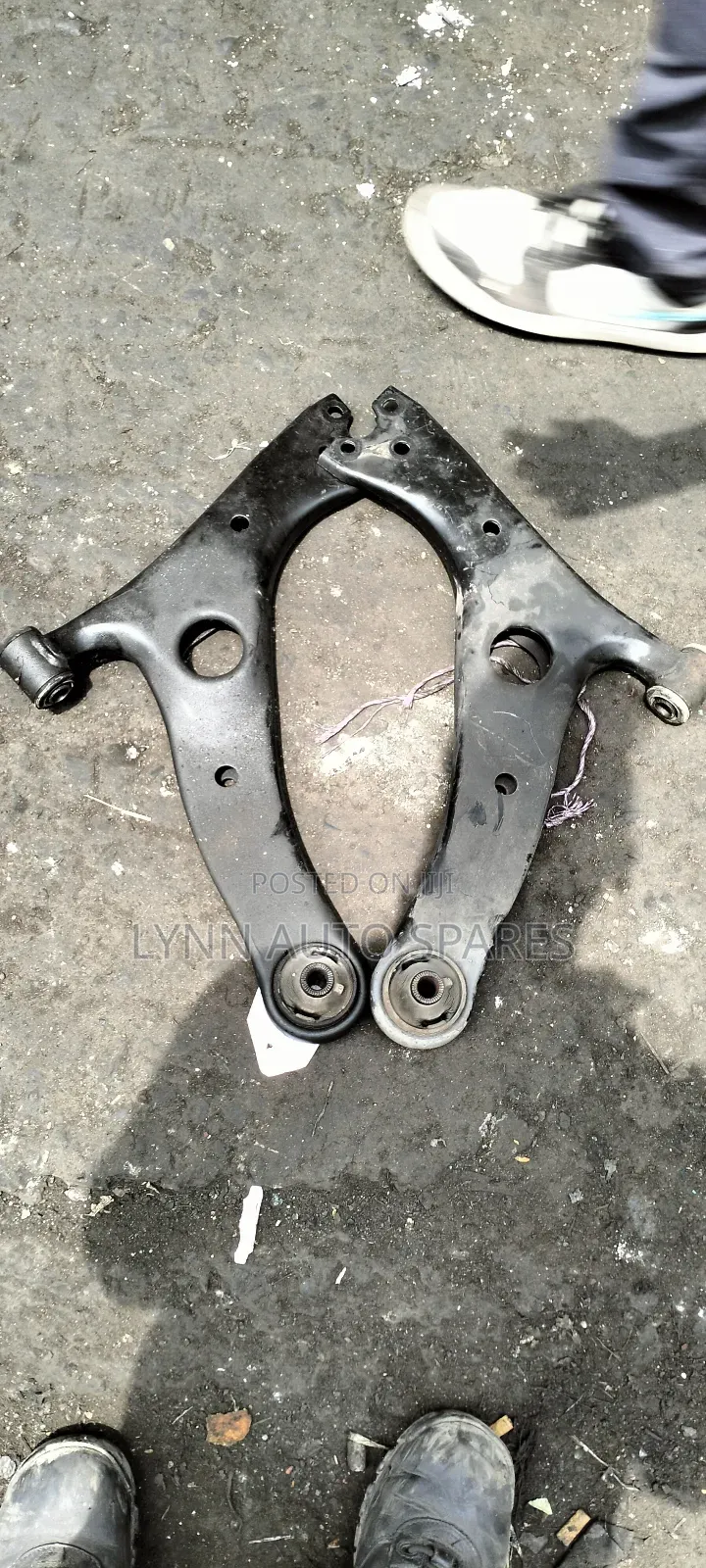 Toyota Rav 4 Control Arm