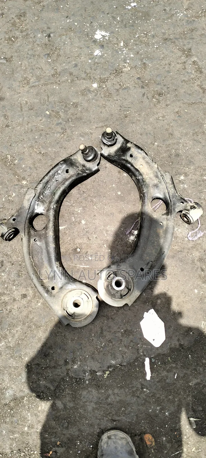 New Shape Control Arm Mazda Demio