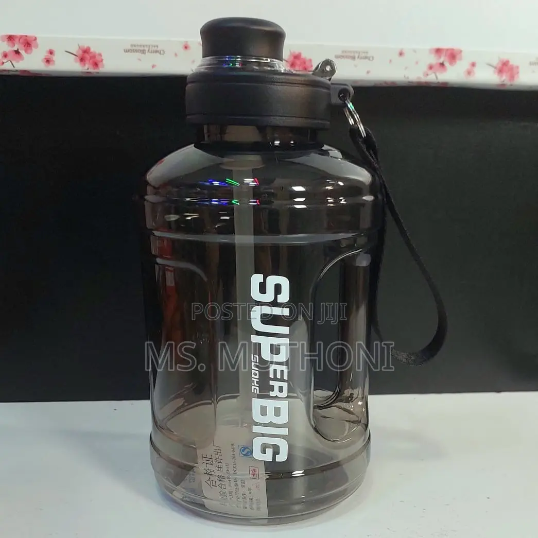 1600ml Water Bottle With Flip Lid