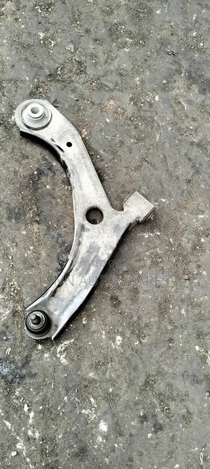 Suzuki Alto New Shape Control Arm