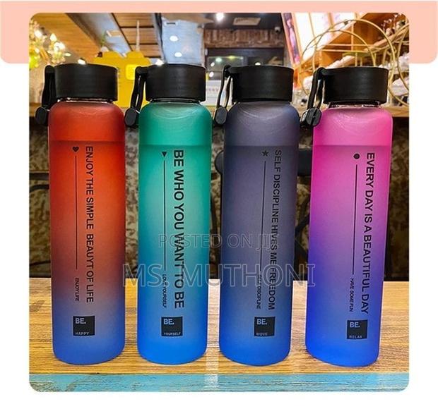 500ml Glass Water Bottle - thumbnail 3