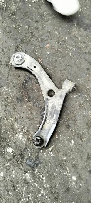 Suzuki Alto New Shape Control Arm