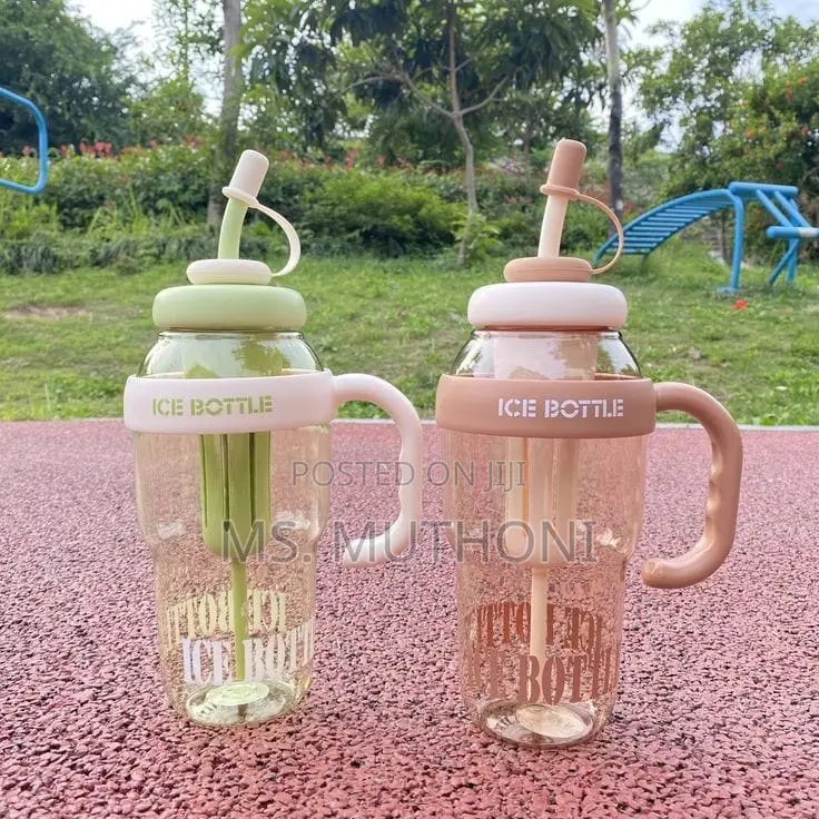 1200ml Cute Water Bottle With Straw