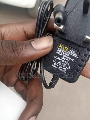 High Quality 9V 2A DC Power Supply With
