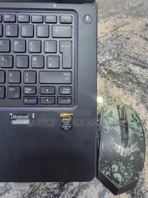 Laptop Dell Latitude 7450 8GB Intel Core I7 SSD 256GB