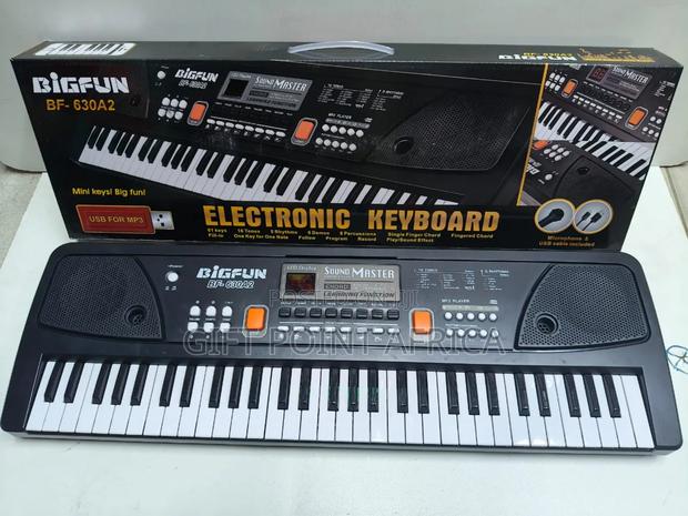 Black 61 Keys Piano/Keyboard for Kids - main view