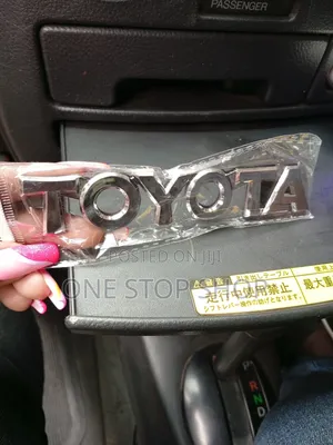 Toyota Lettering Badge