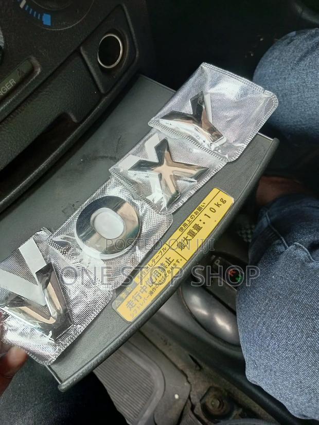 Chrome VOXY Boot Badge - main view