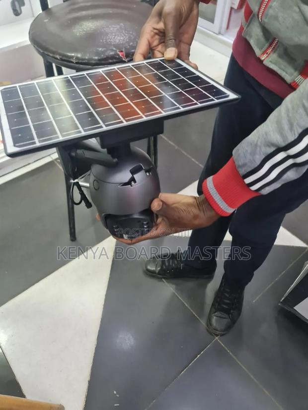 Solar-Powered Outdoor Complete CCTV Camera