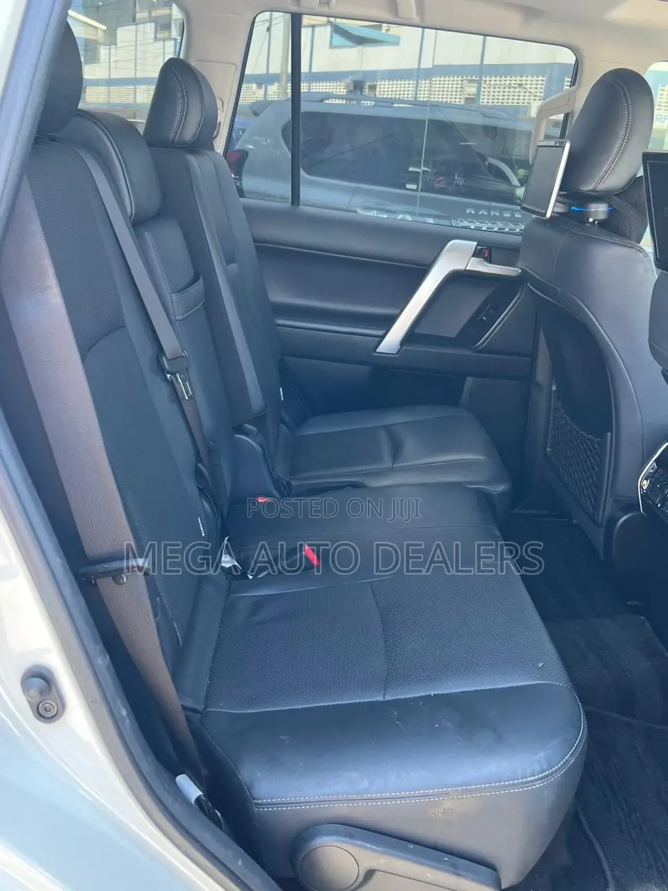 Toyota Land Cruiser Prado 2018 White