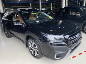 Subaru Outback 2022 Black
