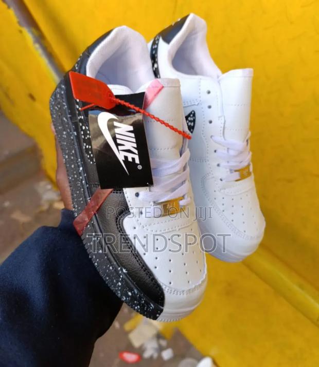 Restocked 
Af1 Split
Sizes 37 -45
1500 - thumbnail 3