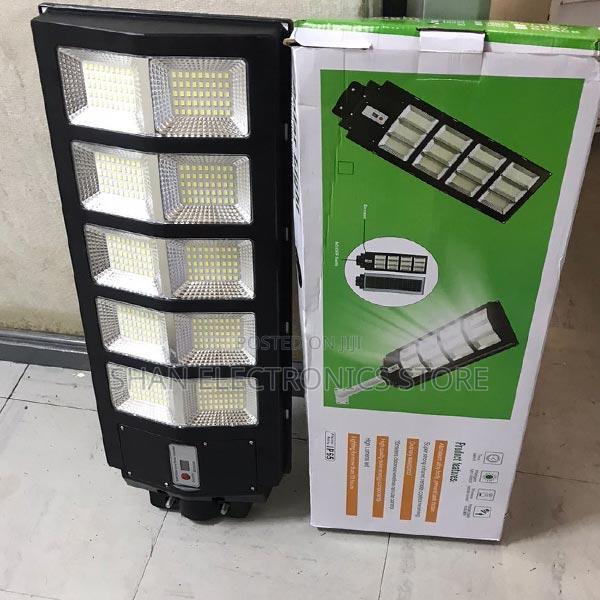 Solar Street Light Long Lasting 300W Watts Super Bright - main view