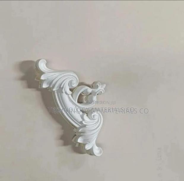 Decorative P.U. Corner Beading Flower Moldings. - thumbnail 2