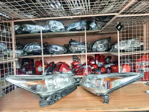 Stream Shinny Reflector Zenon Headlights With Comp and Bulbs