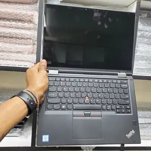 Laptop Lenovo ThinkPad X380 Yoga 2GB Intel Core I5 SSD 256GB