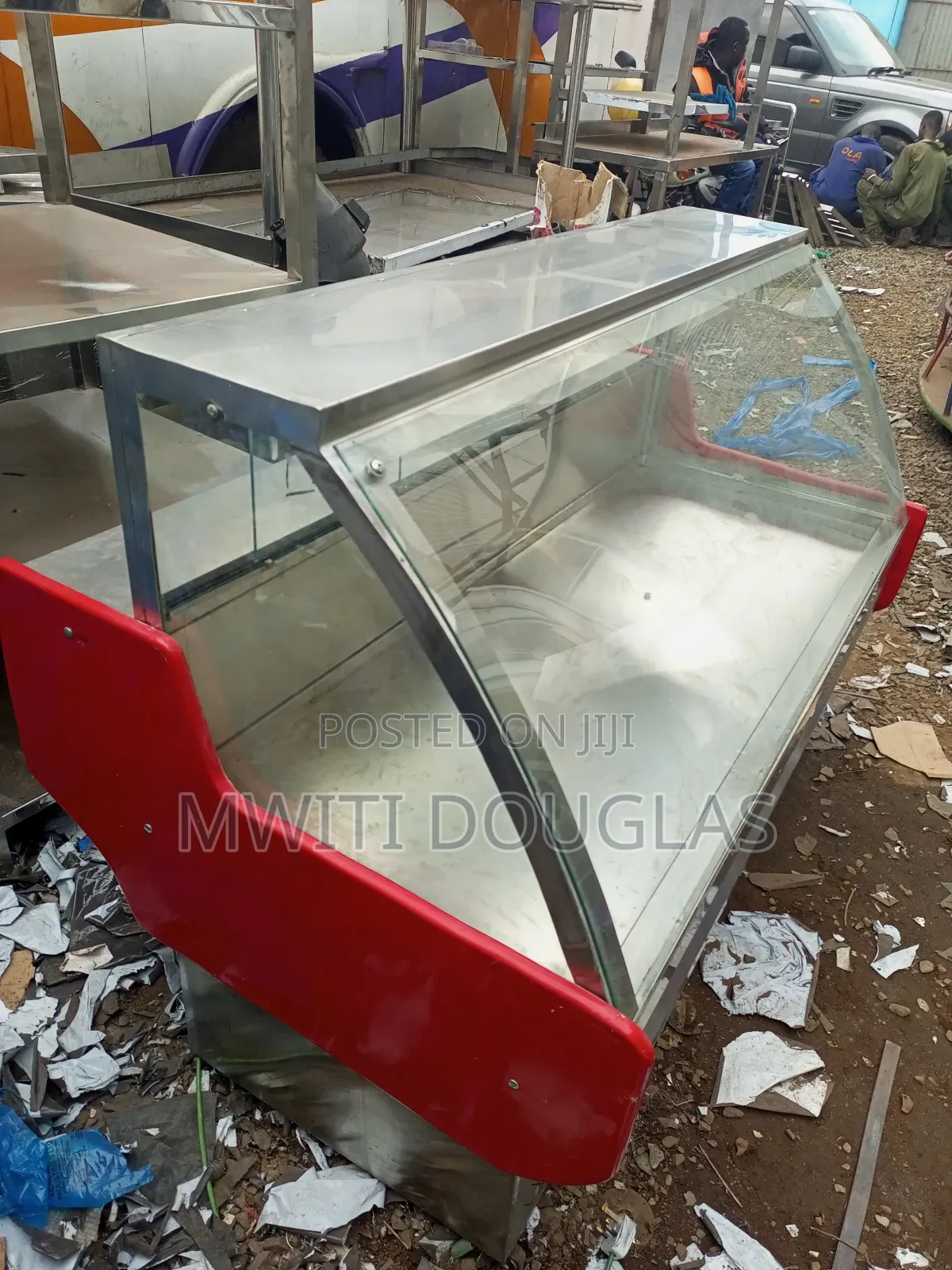 Stylish Shinny Meat Chiller
