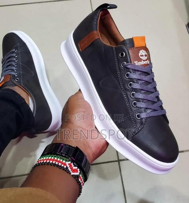 Timberland Low-Top Smart Casual
Sizes 40-45
3000/=